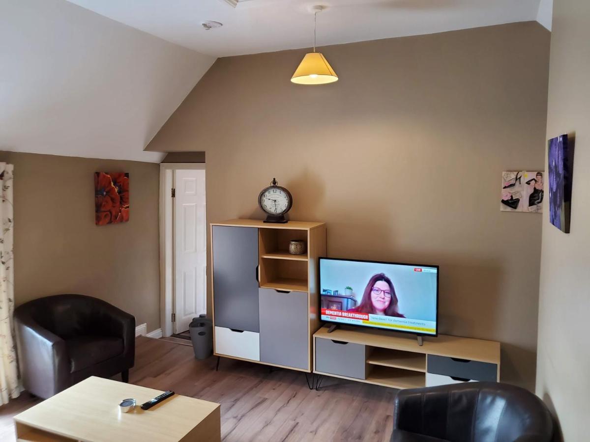 Apt. 2 - Town Centre Apartment Bagenalstown Exterior photo